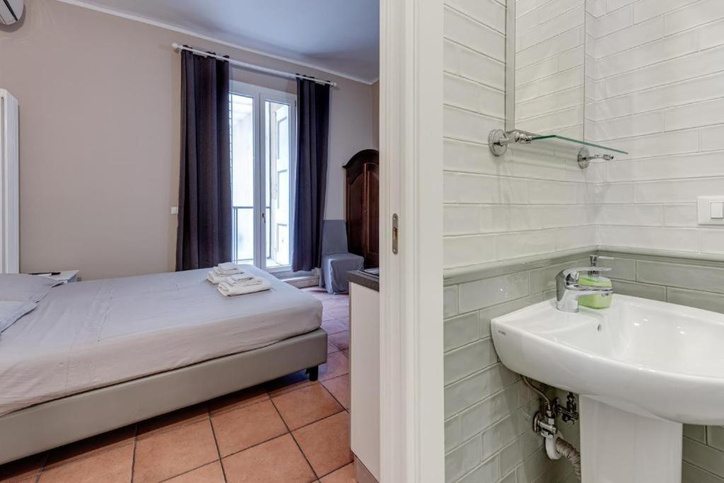 Piazza San Domenico Rooms - Bedinbolognacentro Exterior photo